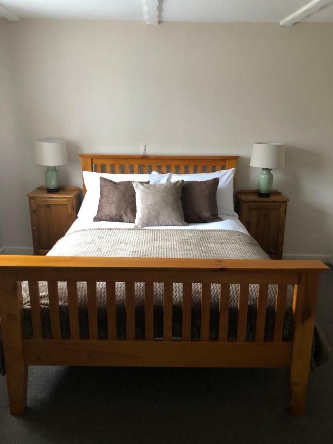 מלון The George At Nunney מראה חיצוני תמונה