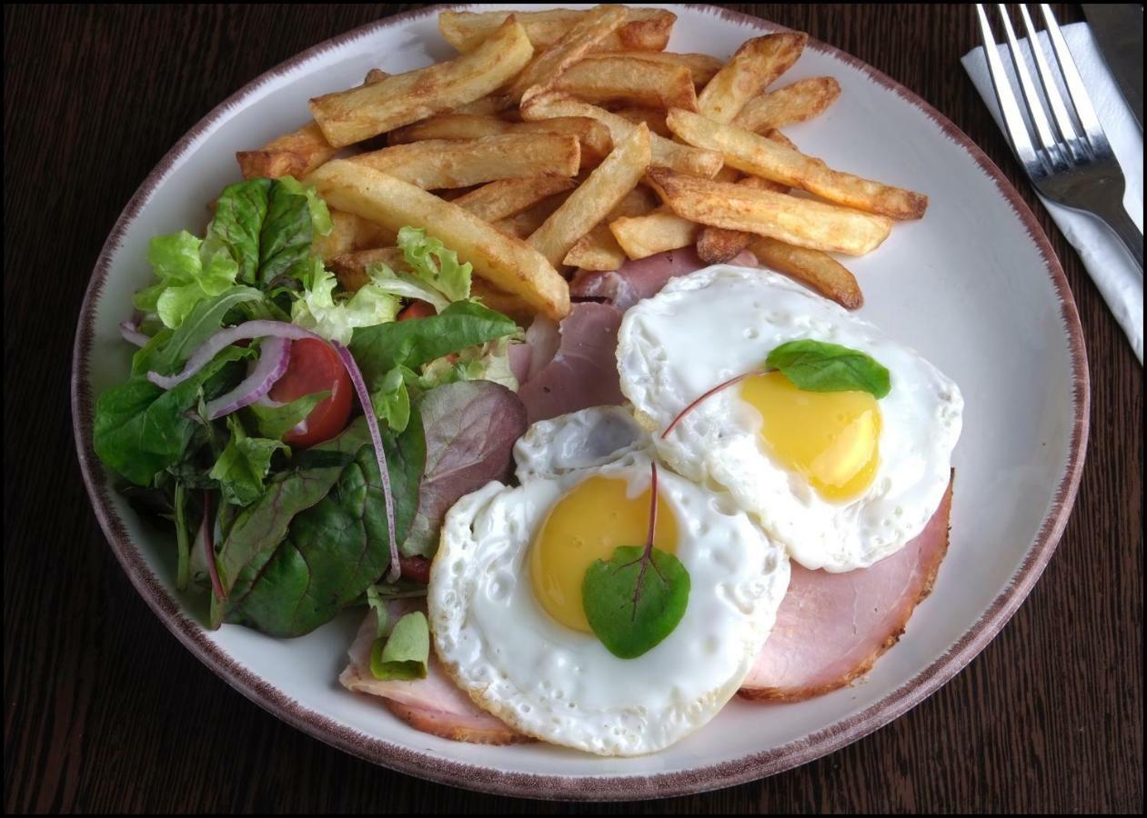 מלון The George At Nunney מראה חיצוני תמונה